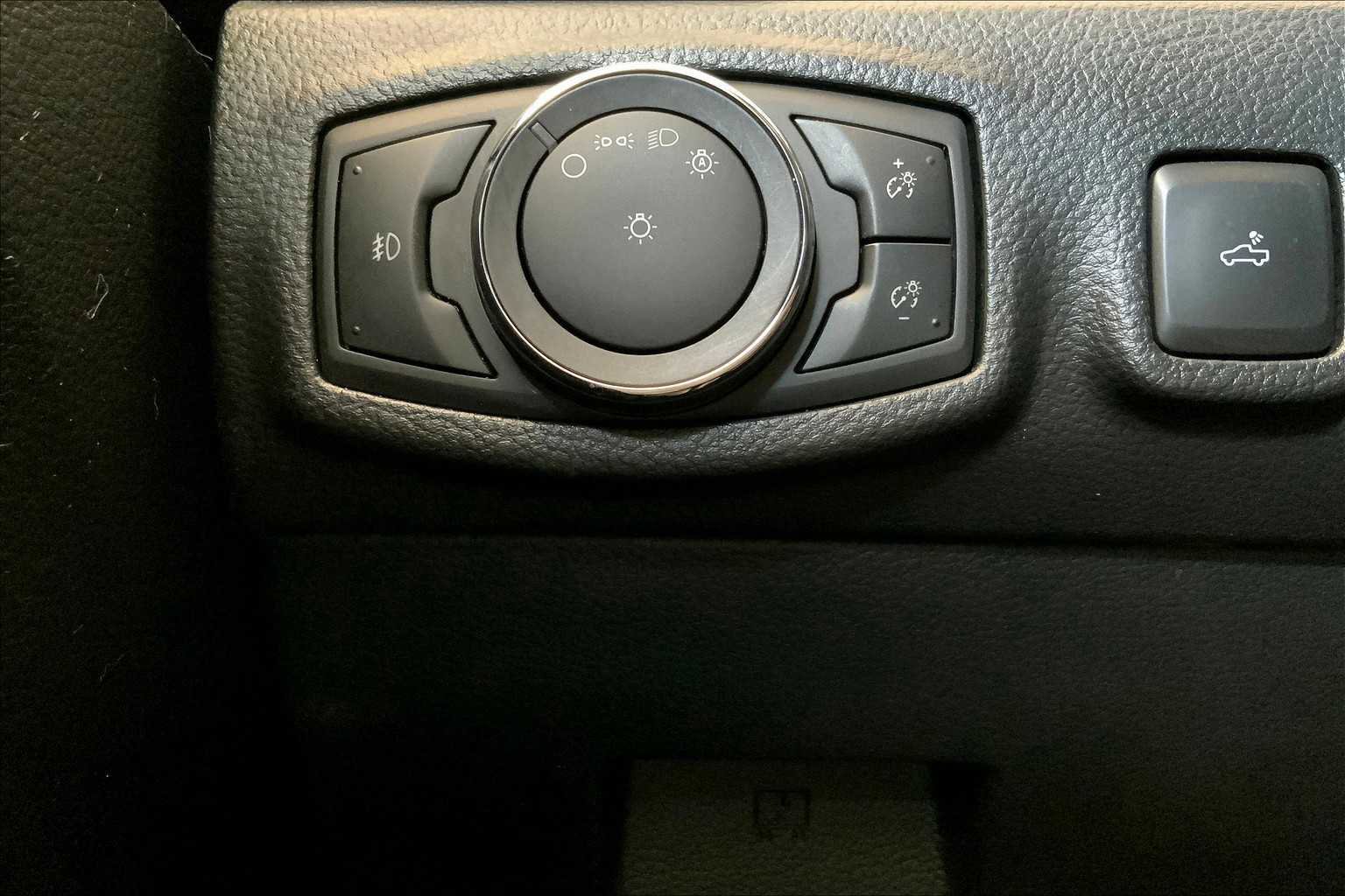 Used 2020 Ford Ranger Lariat w/ Equipment Group 501A Mid image 33