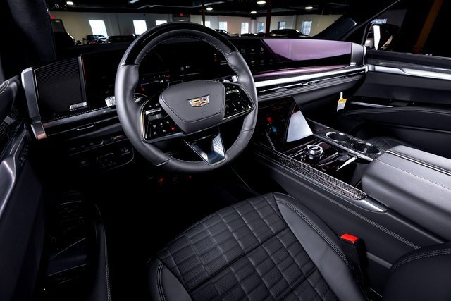 Used 2025 Cadillac Escalade V image 24