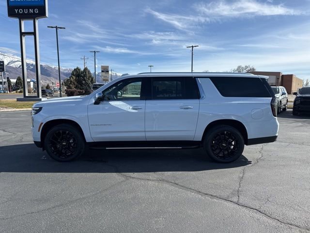 New 2026 Chevrolet Suburban Premier image 4