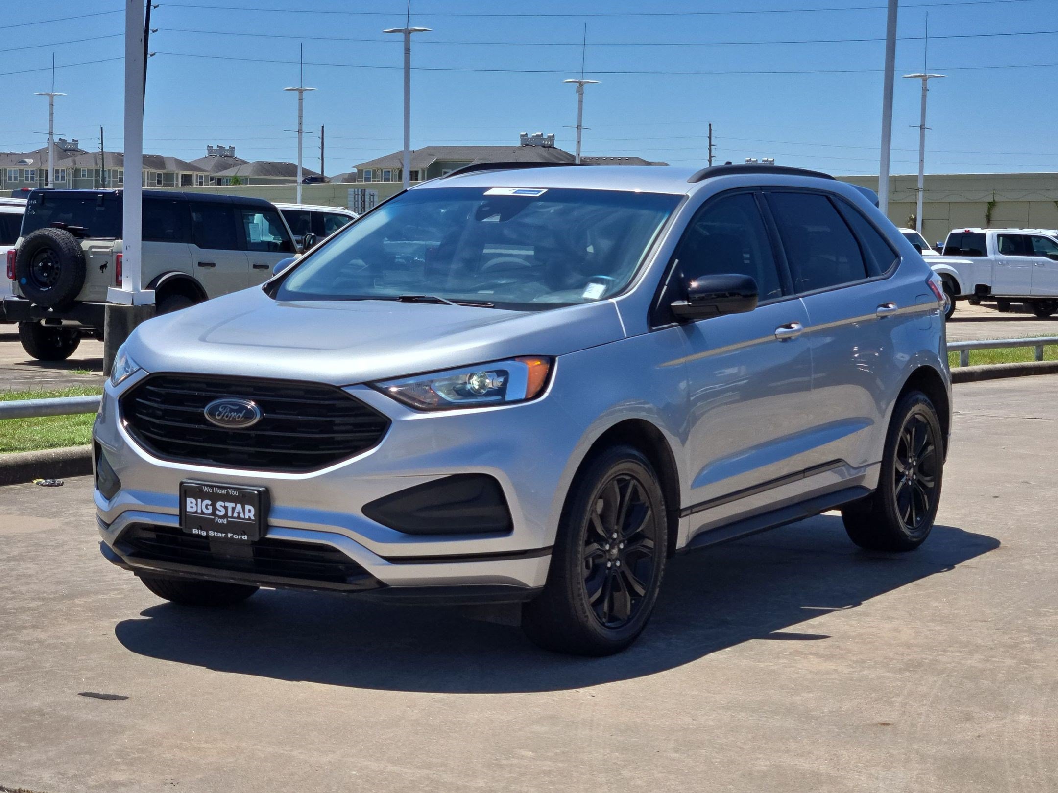 Certified 2024 Ford Edge SE w/ Black Appearance Package AWD/4WD image 10