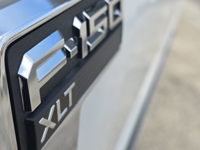 Used 2022 Ford F150 XLT w/ Equipment Group 302A High image 9