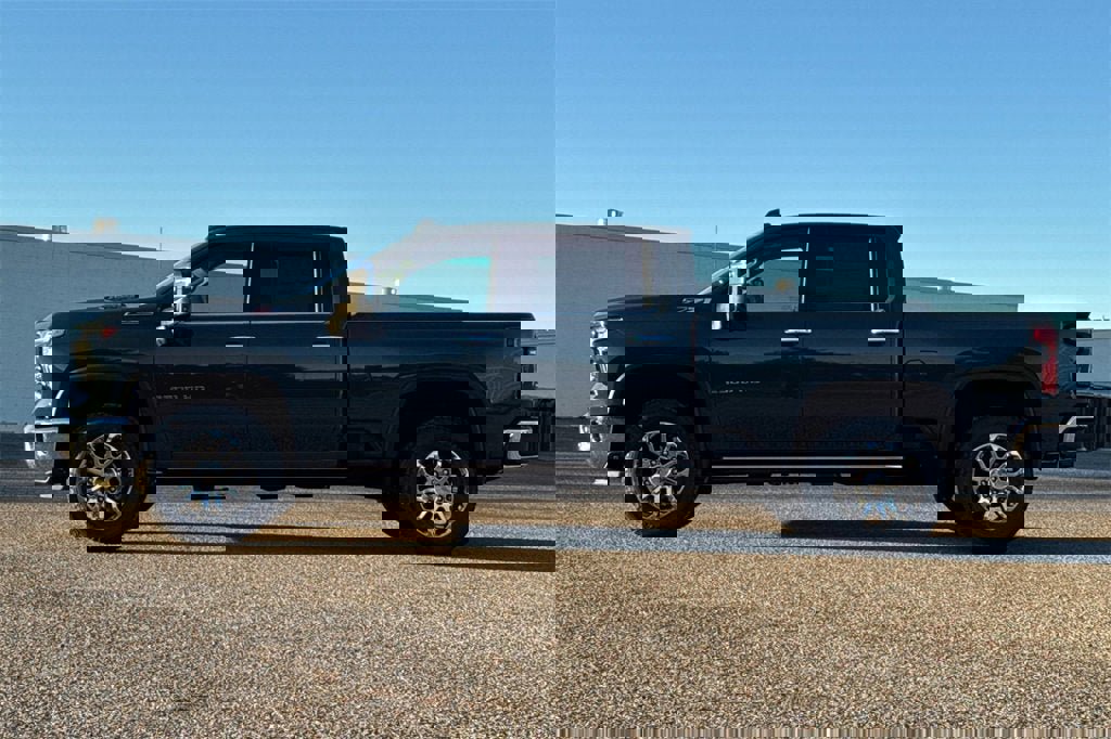 New 2026 Chevrolet Silverado 2500 LTZ w/ LTZ Premium Package image 7