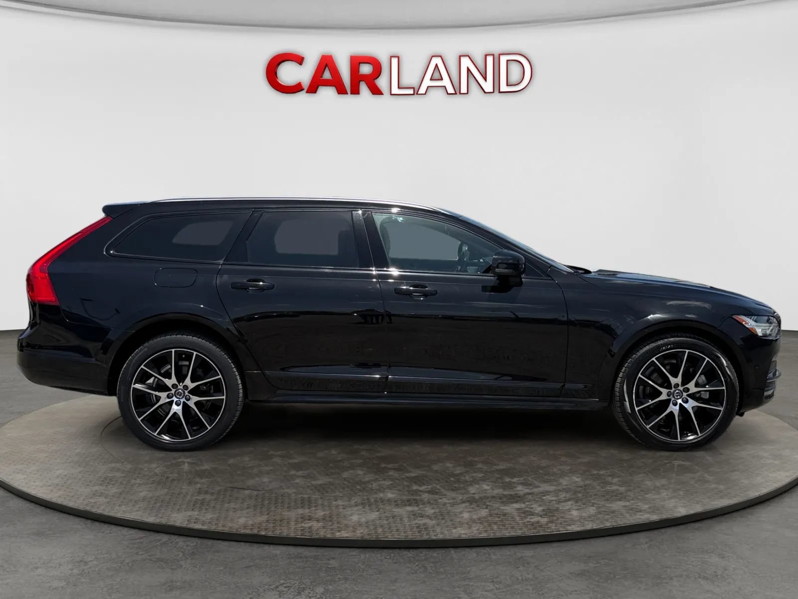 Used 2018 Volvo V90 T6 Cross Country w/ Convenience Package AWD/4WD image 7