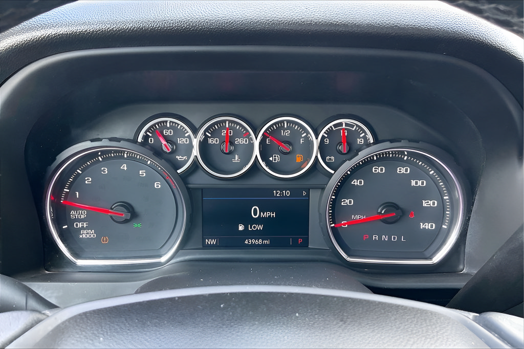 Used 2022 Chevrolet Silverado 1500 RST RWD image 12
