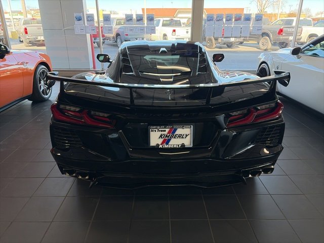 Used 2020 Chevrolet Corvette Stingray w/ 2LT Preferred Equipment Group image 3