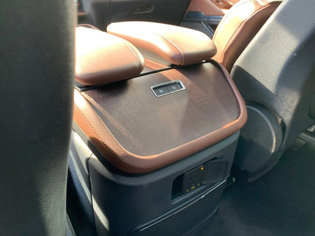 Certified 2025 Lincoln Navigator Reserve image 22