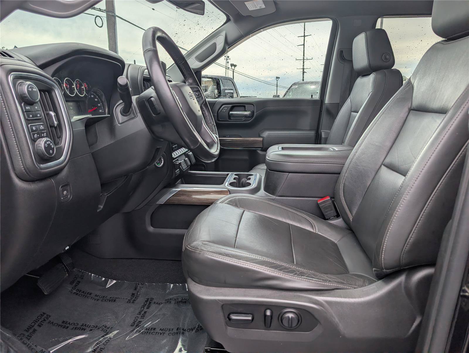 Used 2020 Chevrolet Silverado 1500 LT Trail Boss AWD/4WD image 17