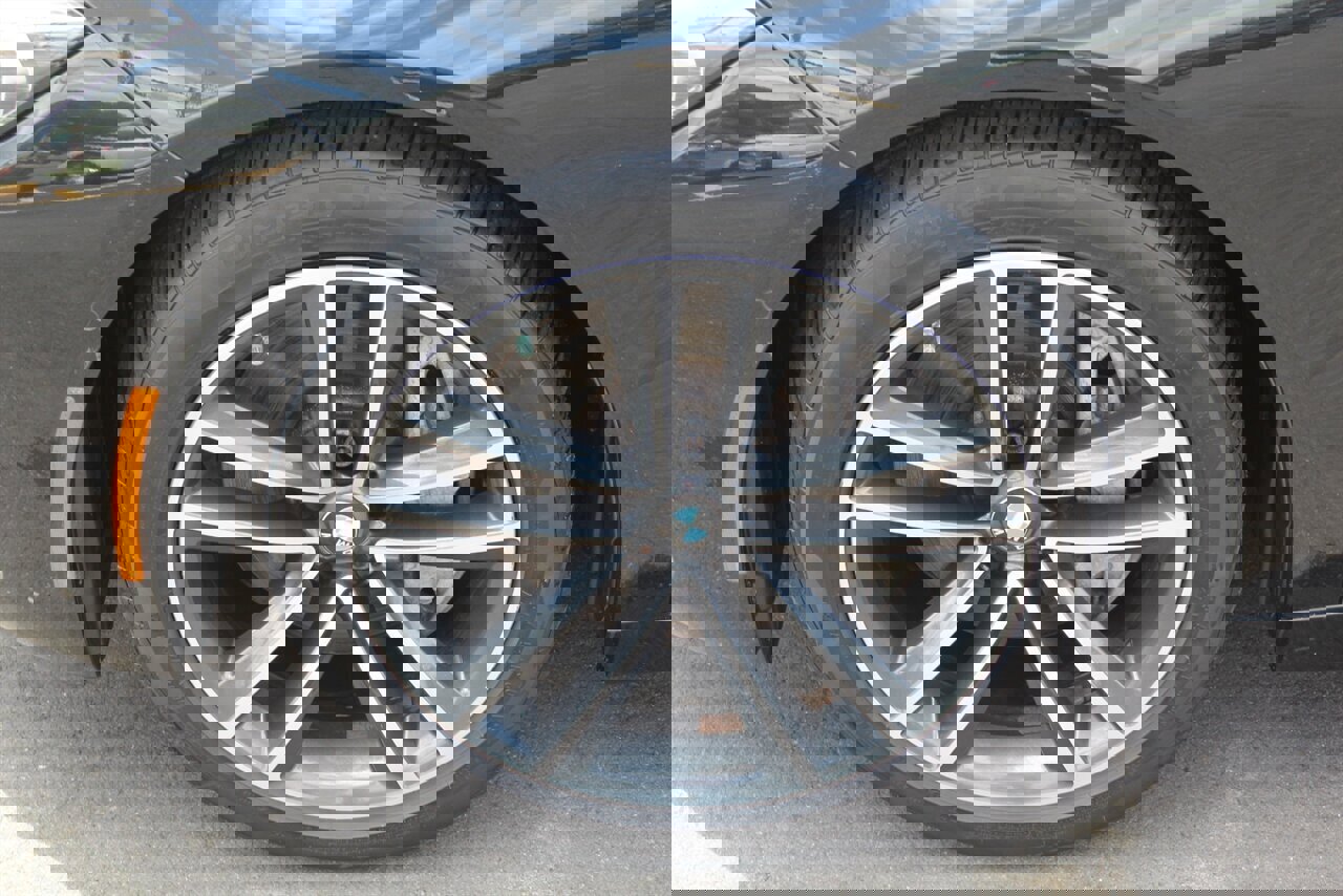 Used 2020 BMW 750i xDrive image 32