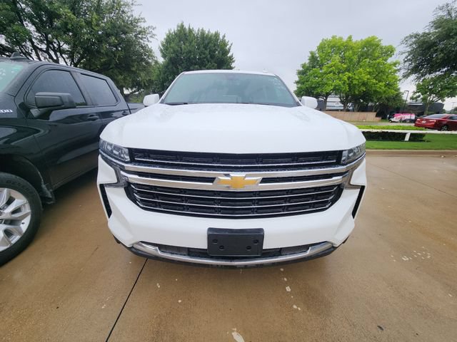 Used 2021 Chevrolet Suburban LT AWD/4WD image 2