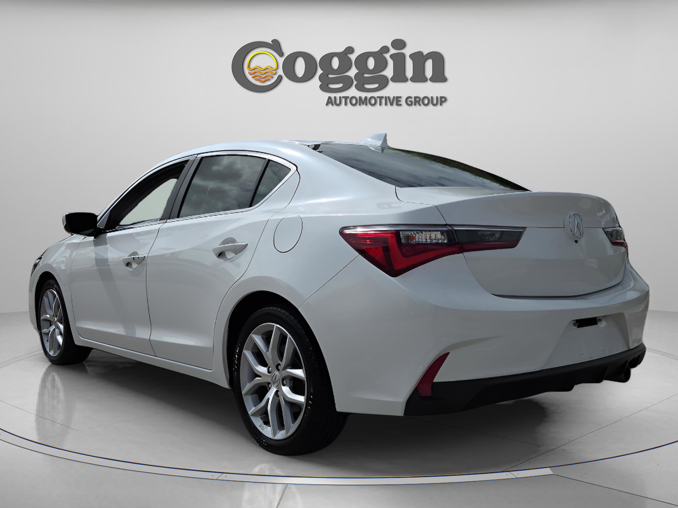 Used 2019 Acura ILX image 3