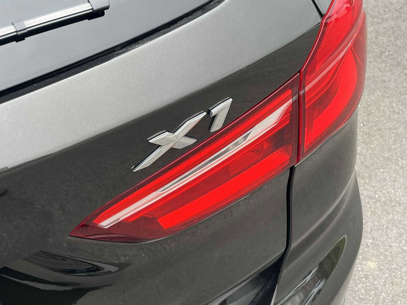 Used 2018 BMW X1 xDrive28i image 26