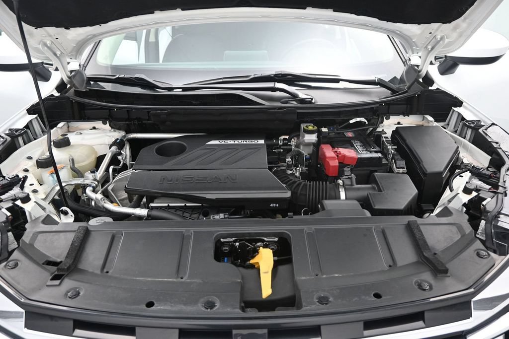 Used 2024 Nissan Rogue SV AWD/4WD image 12