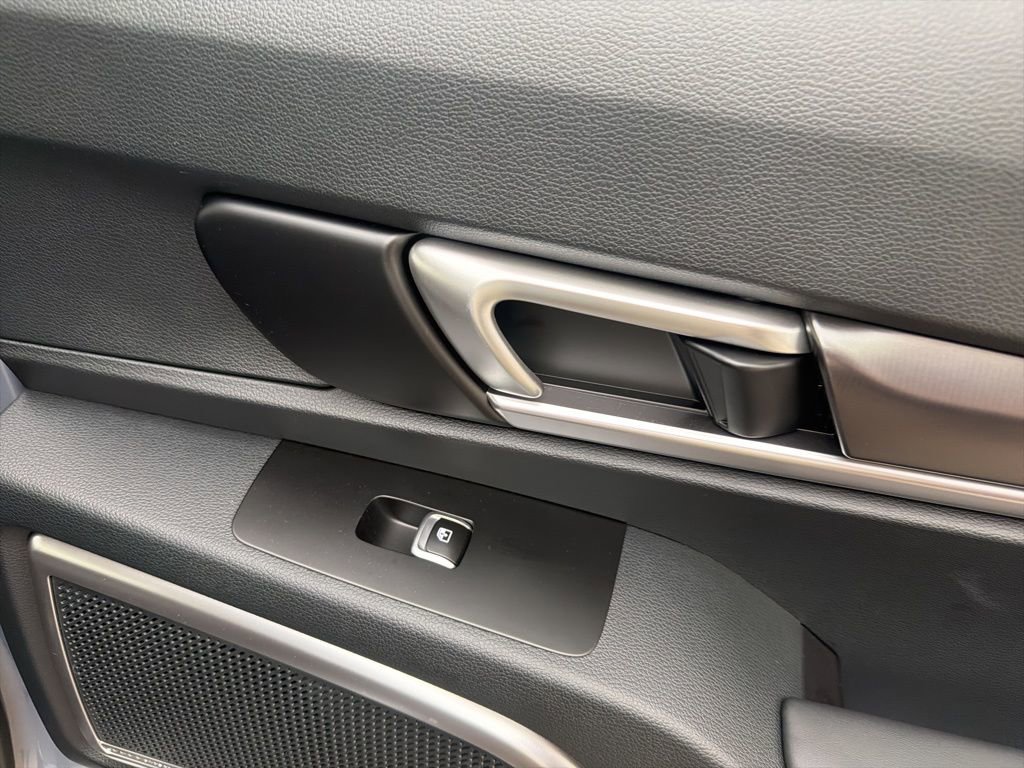 Certified 2025 Kia Telluride S image 29