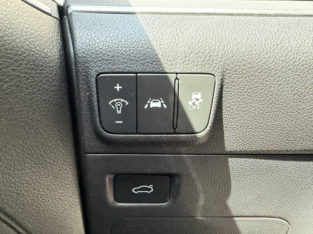 Used 2024 Kia K5 LXS FWD image 27