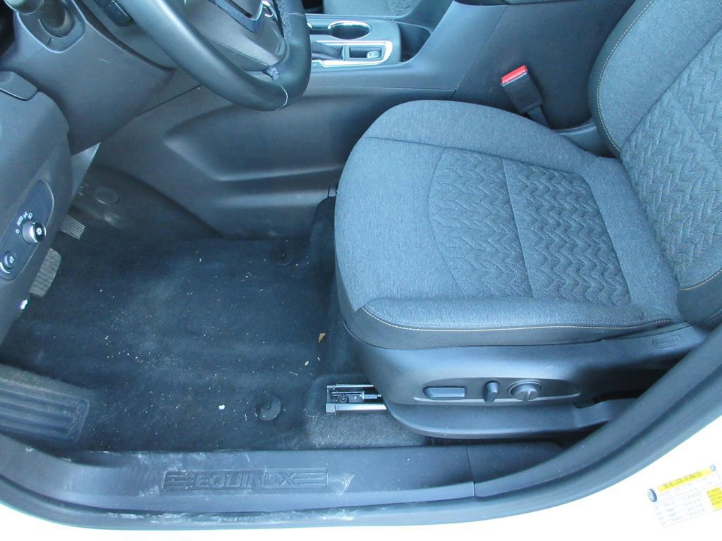 Used 2024 Chevrolet Equinox LT image 21