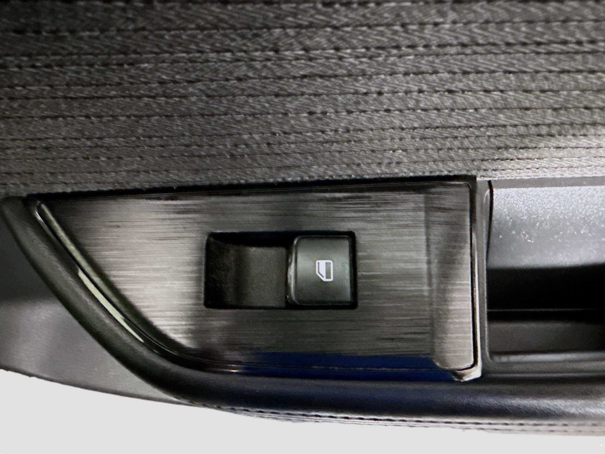 Used 2022 Nissan Rogue SV FWD image 31