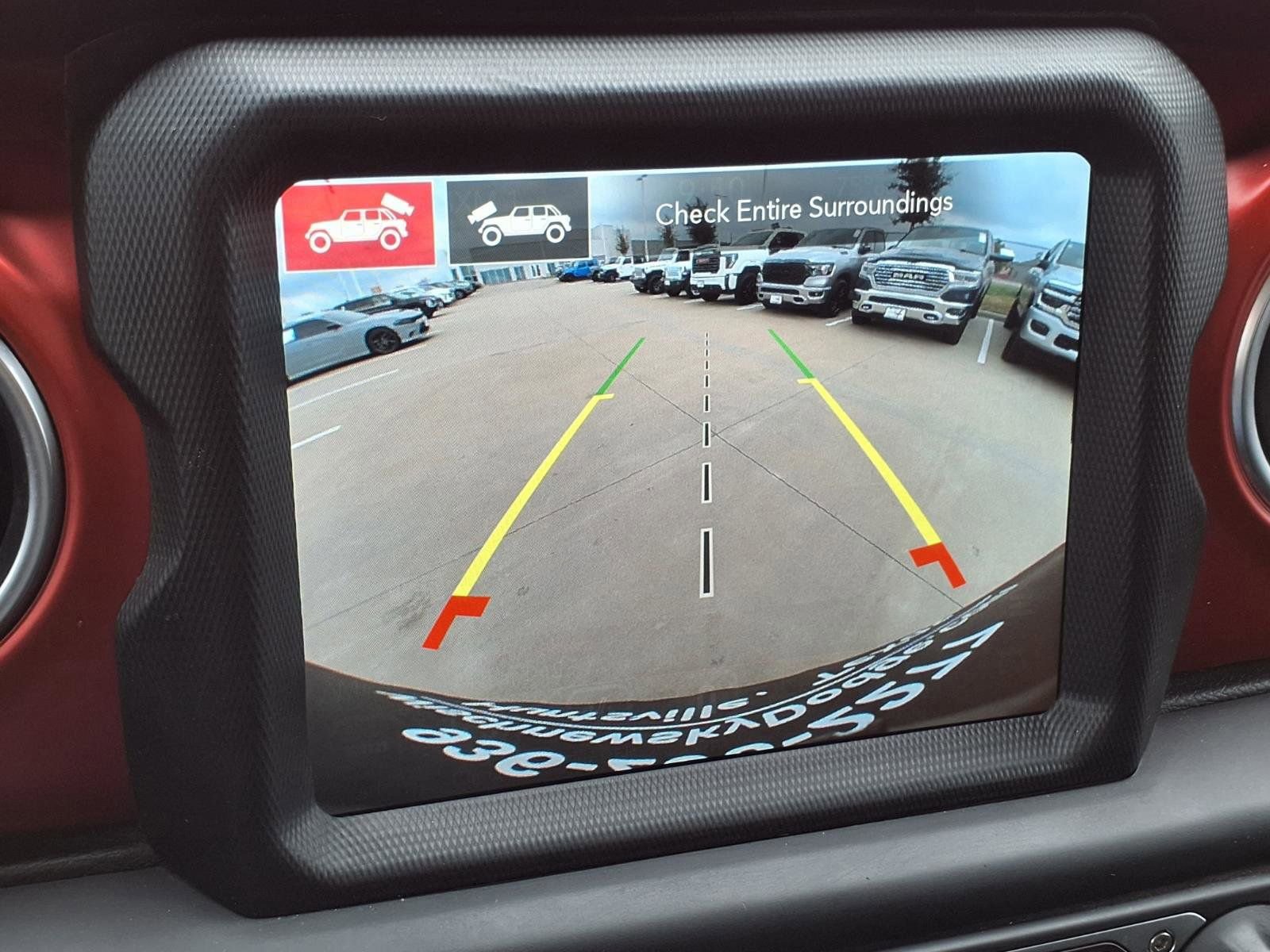 Used 2022 Jeep Wrangler Unlimited Rubicon w/ Steel Bumper Group image 12