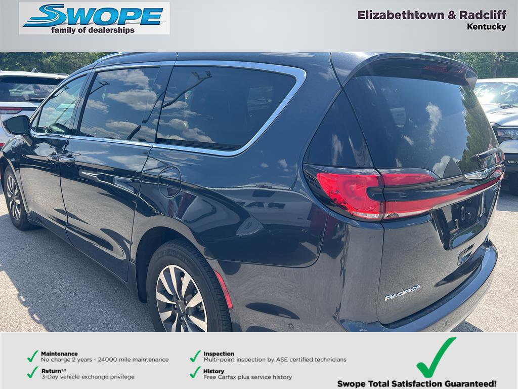 Used 2021 Chrysler Pacifica Touring-L image 3