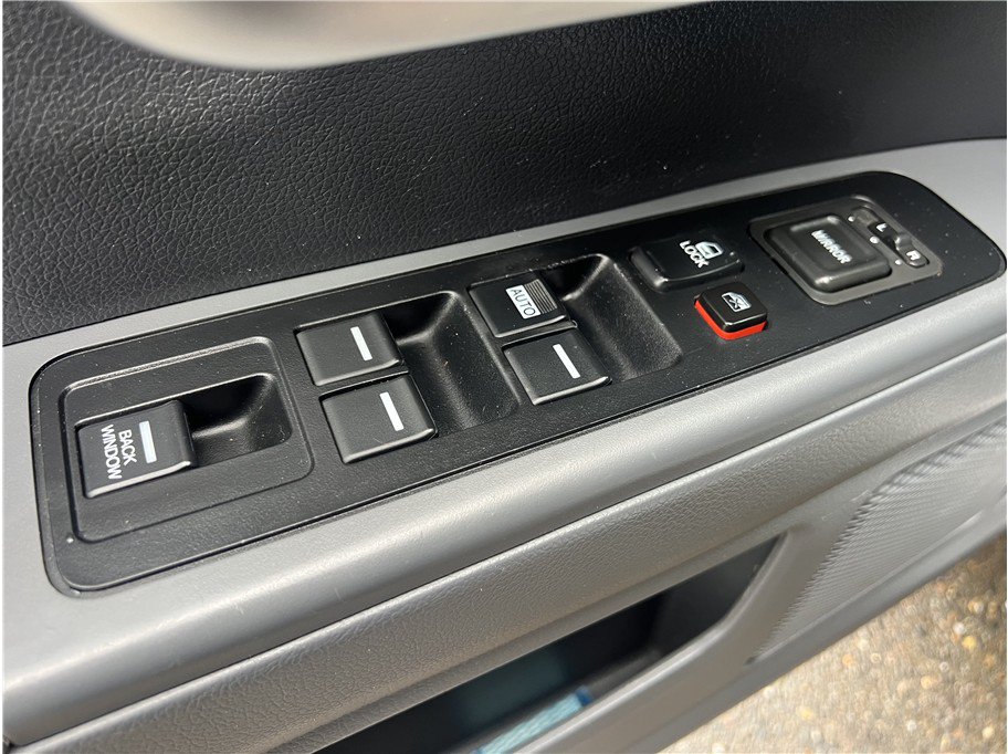 Used 2007 Honda Ridgeline RTX image 18