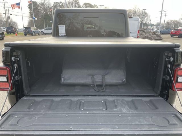 Used 2020 Jeep Gladiator Overland image 8