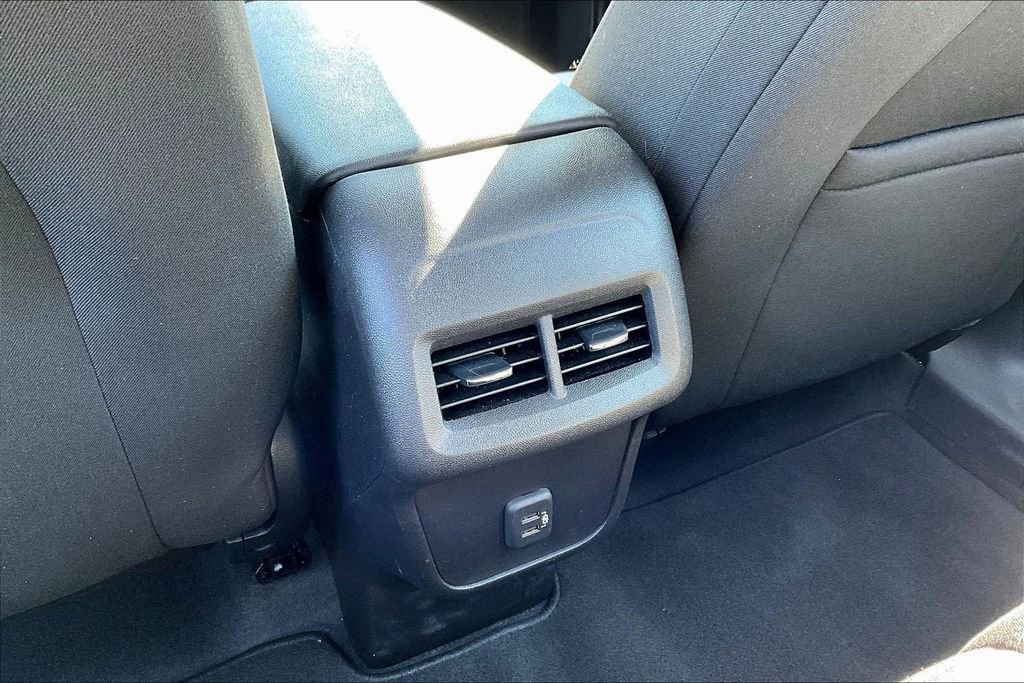 Used 2024 Chevrolet Equinox LS AWD/4WD image 10