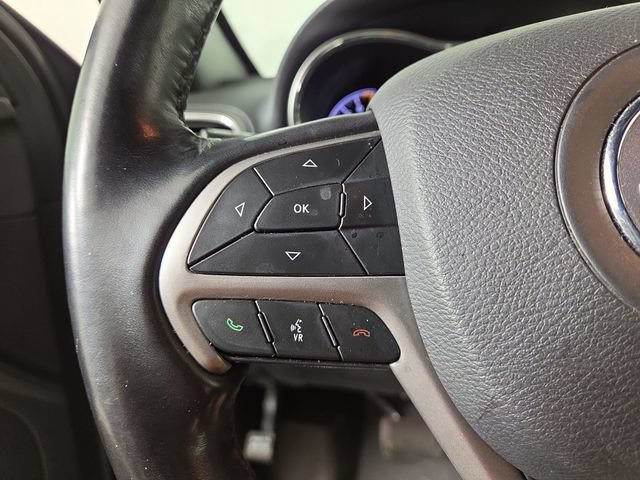 Used 2021 Jeep Grand Cherokee Laredo X AWD/4WD image 23