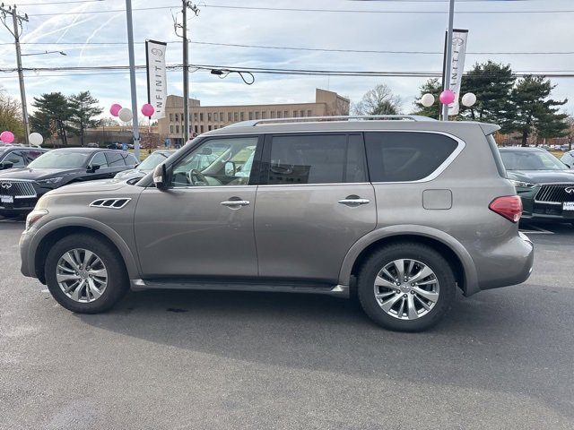 Used 2016 INFINITI QX80 4WD w/ Driver's Assistance Package image 8