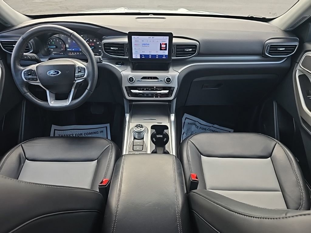 Used 2023 Ford Explorer XLT w/ Equipment Group 202A image 27