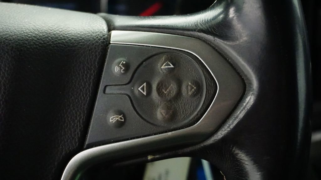 Used 2018 Chevrolet Silverado 1500 LT w/ All Star Edition image 30