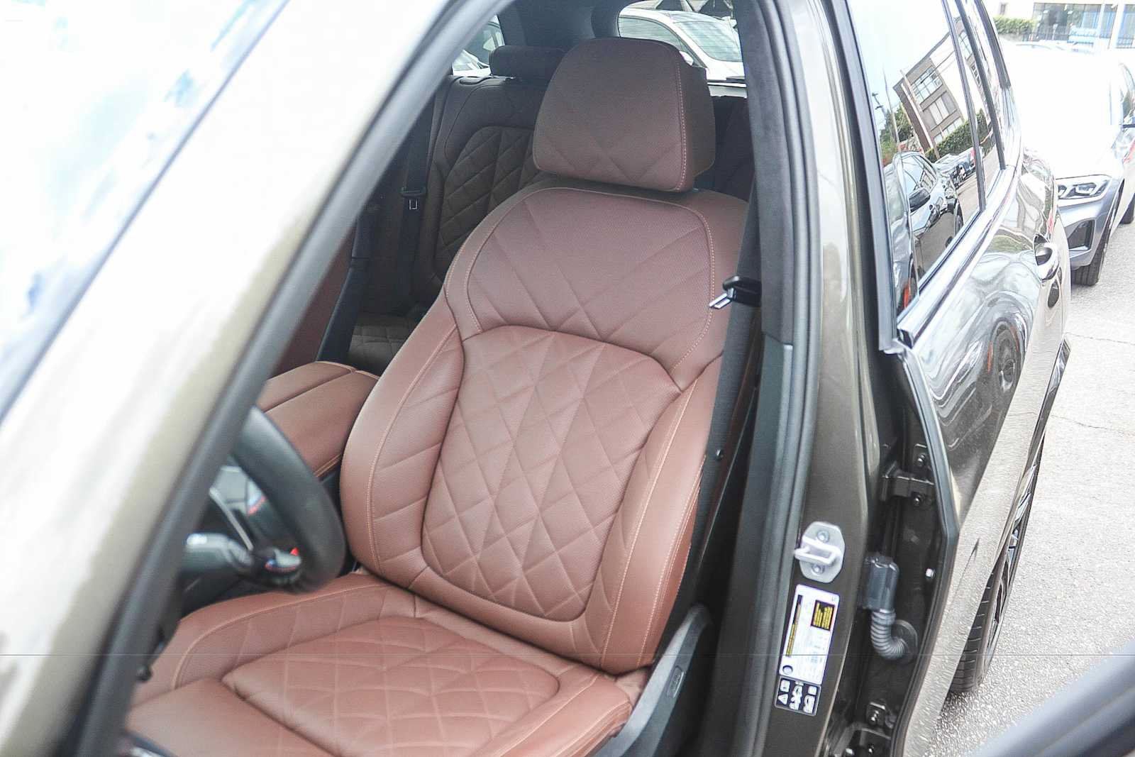 Used 2025 BMW X5 M60i w/ Executive Package AWD/4WD image 31