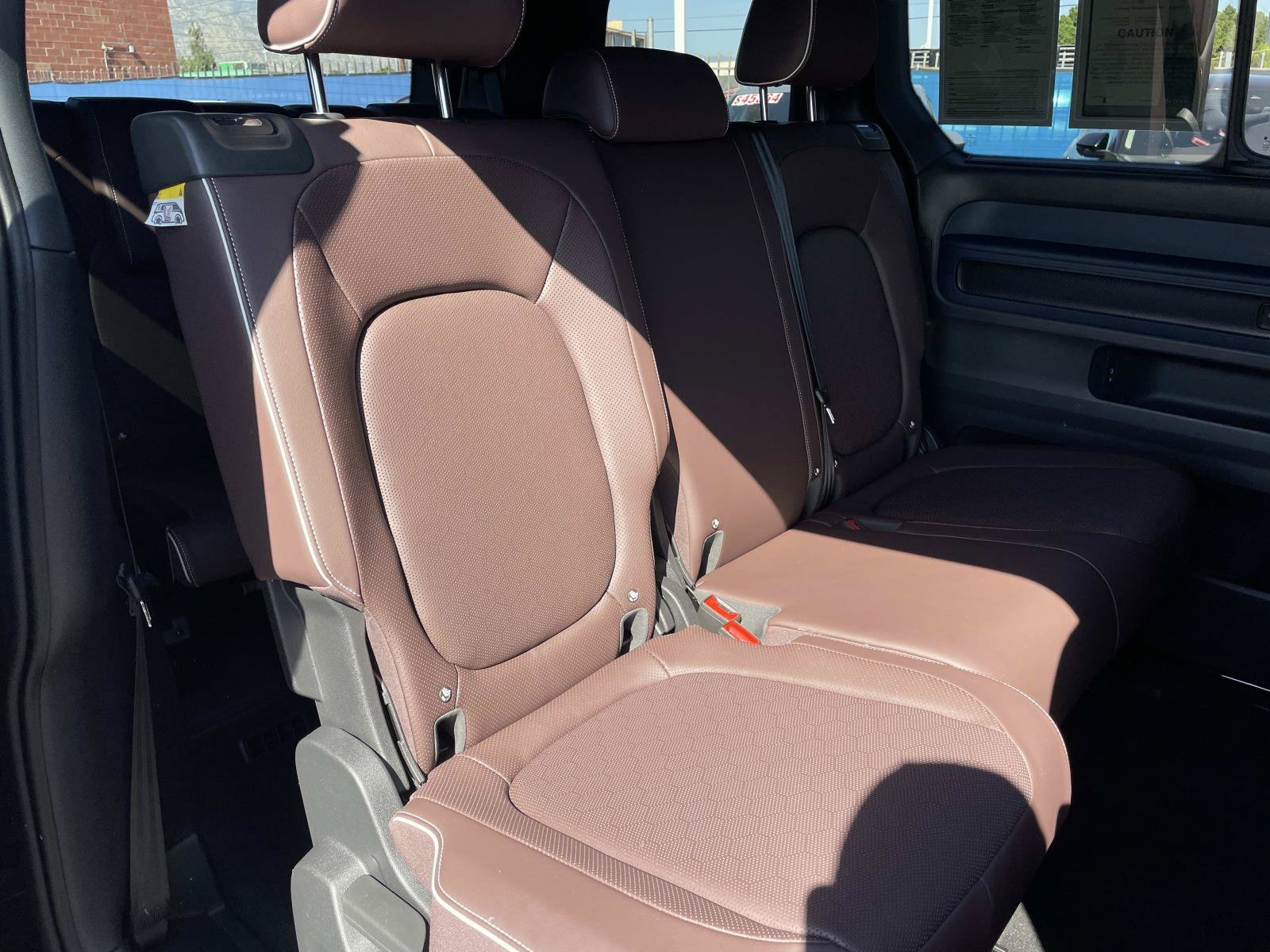 Certified 2025 Volkswagen ID. Buzz Pro S RWD image 26