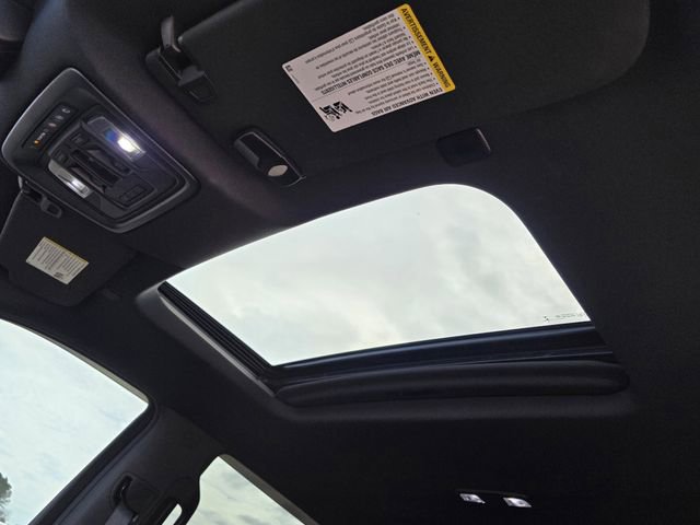 Used 2021 GMC Sierra 1500 AT4 w/ AT4 Value Package image 19