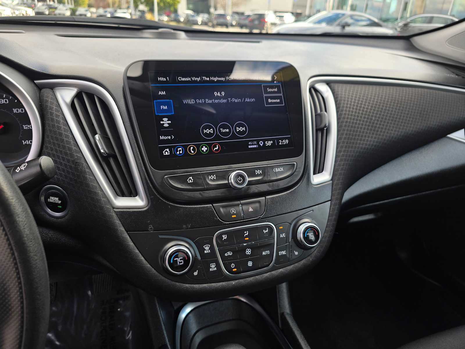 Used 2023 Chevrolet Malibu LT image 28