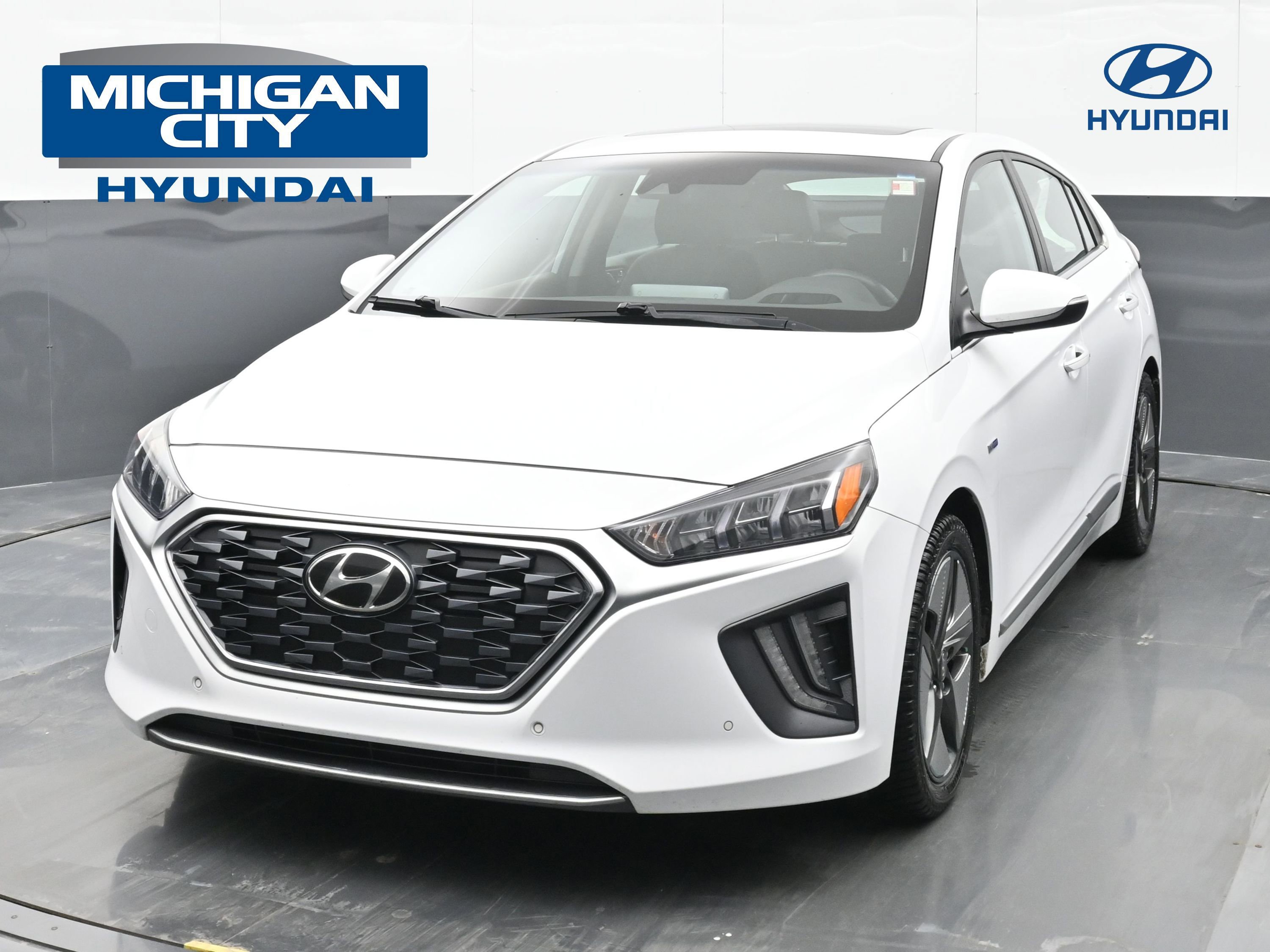 Used 2020 Hyundai Ioniq Limited video 1