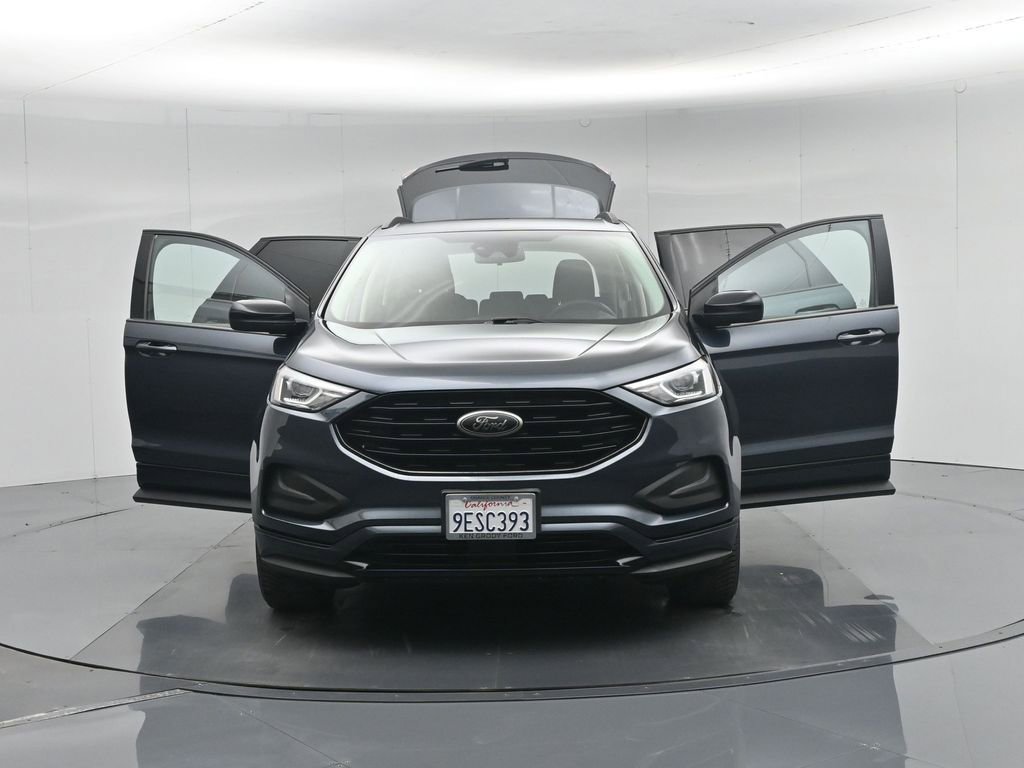Certified 2022 Ford Edge SE w/ Black Appearance Package image 35