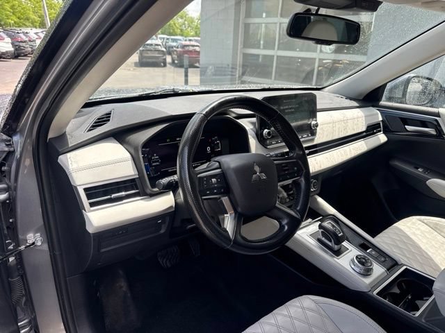 Used 2022 Mitsubishi Outlander SEL AWD/4WD image 8