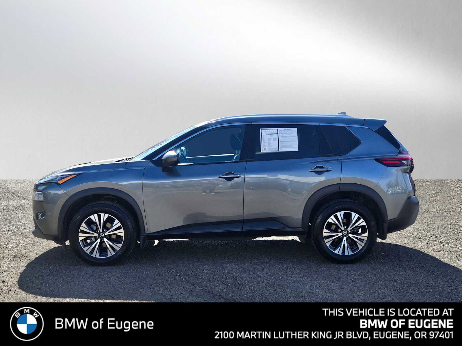 Used 2021 Nissan Rogue SV image 6