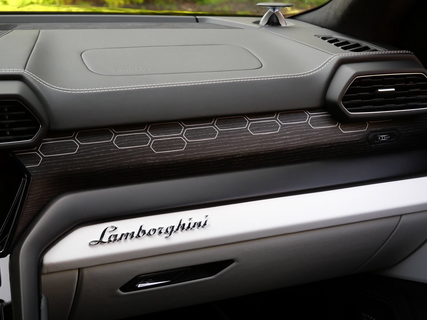 Used 2024 Lamborghini Urus S AWD/4WD image 24