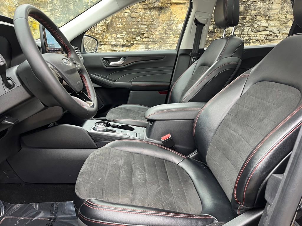 Certified 2022 Ford Escape SEL image 18