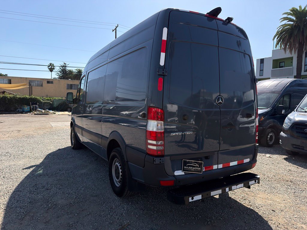 Used 2018 Mercedes-Benz Sprinter 2500 image 13