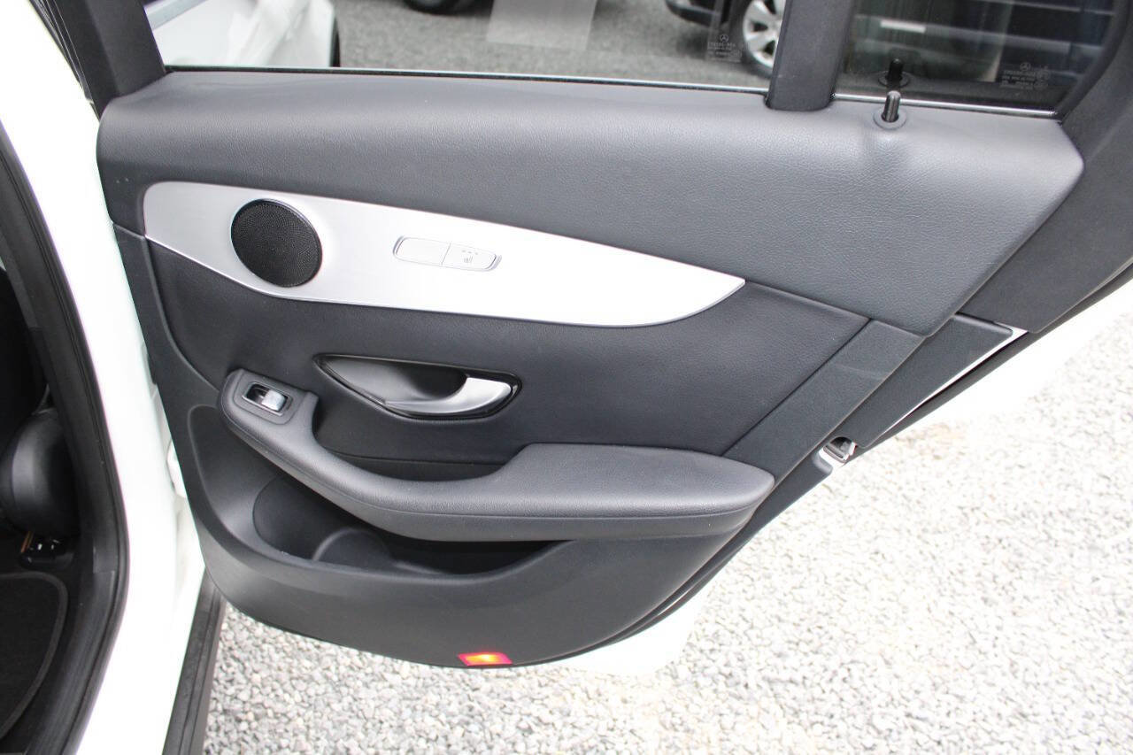 Used 2019 Mercedes-Benz GLC 300 GLC 300 4MATIC AWD 4dr SUV image 25