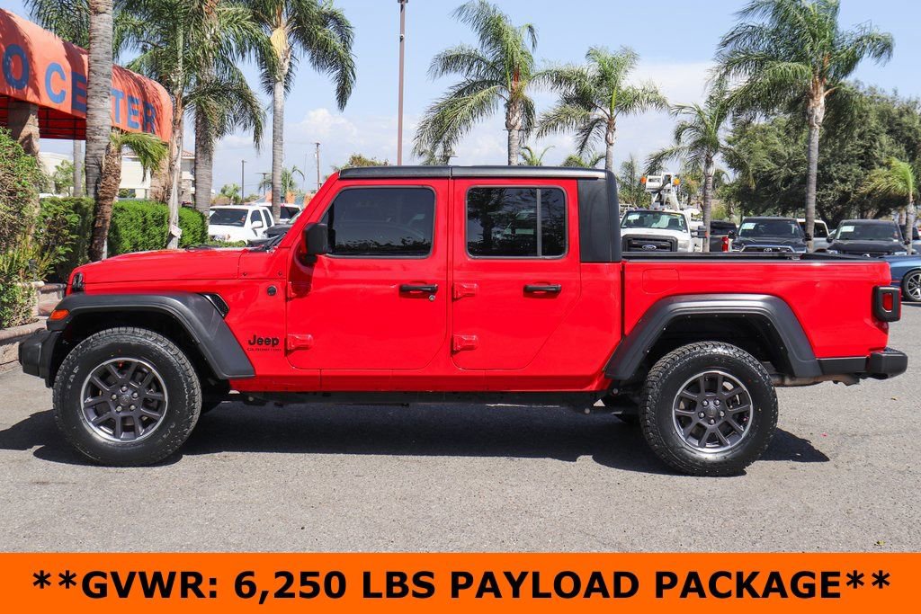 Used 2022 Jeep Gladiator Sport image 5