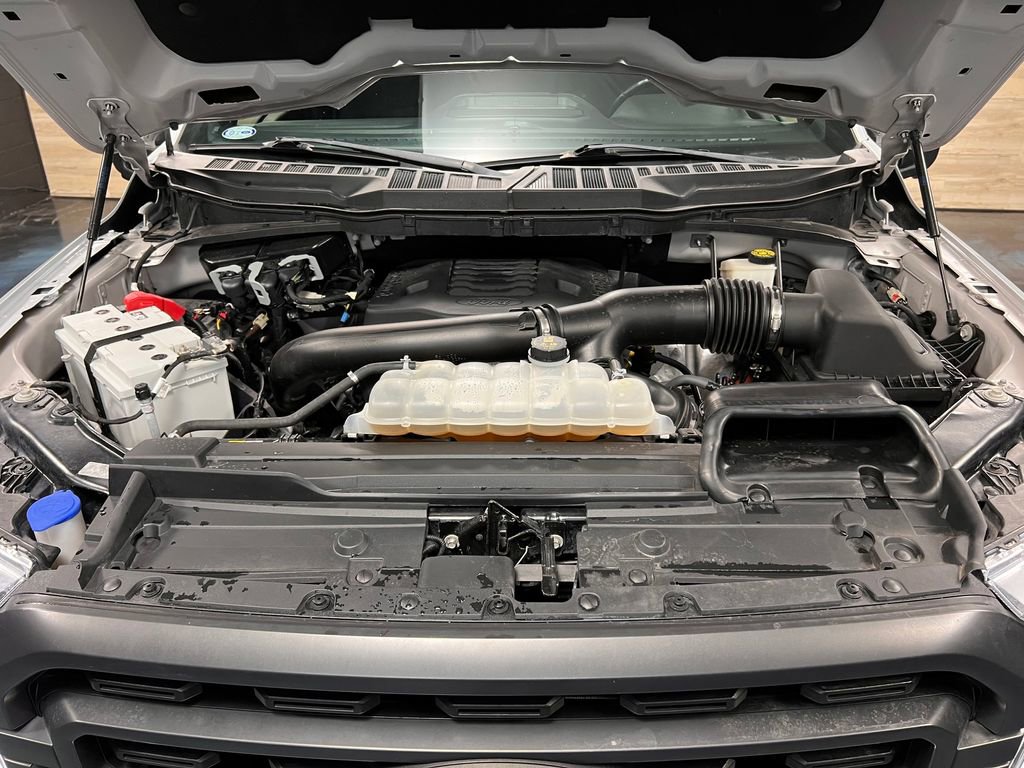 Used 2021 Ford F150 XLT w/ Equipment Group 302A High image 18