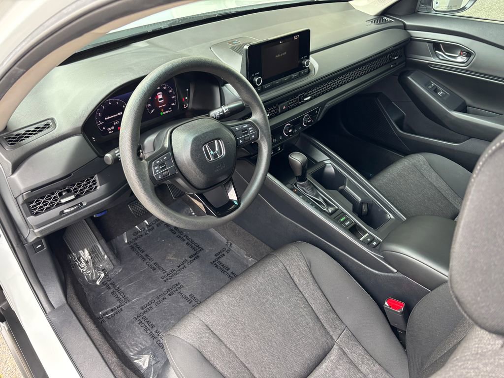 Used 2024 Honda Accord EX image 9