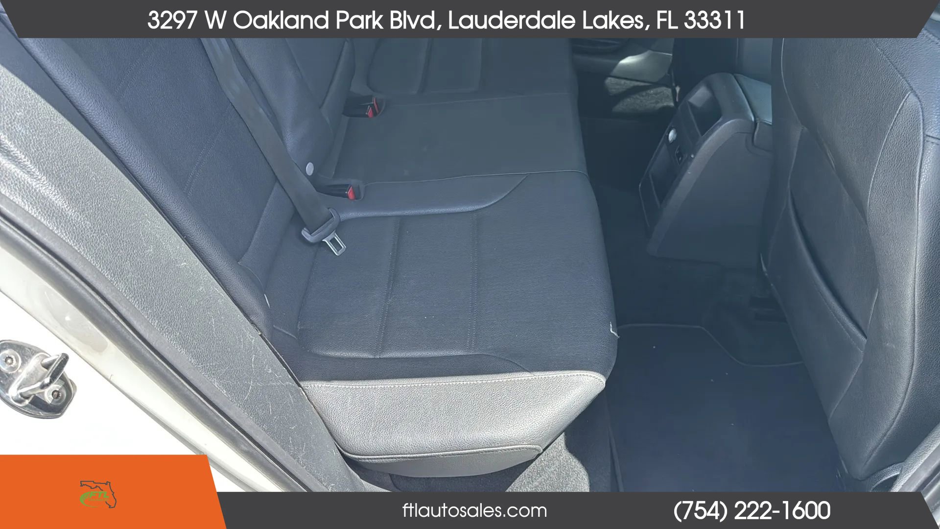 Used 2011 Volkswagen Jetta SEL image 36