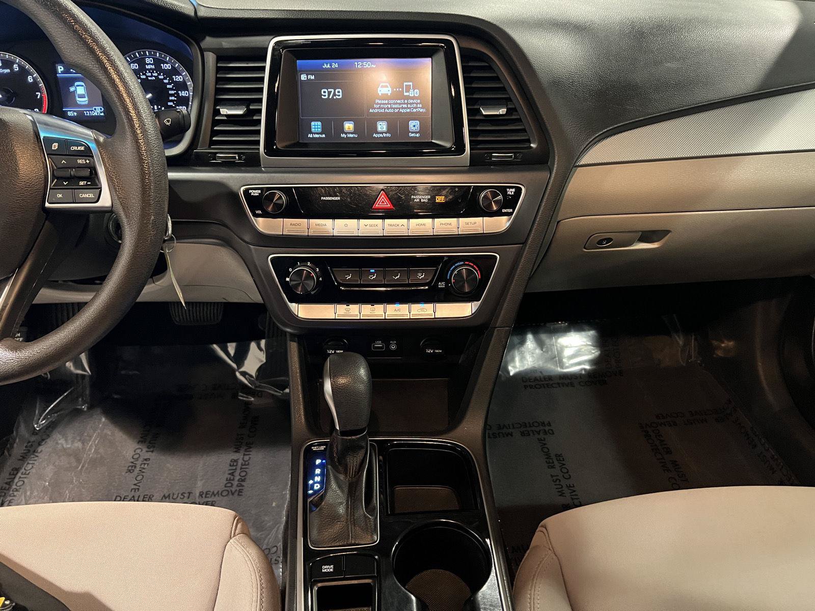 Used 2018 Hyundai Sonata SE FWD image 18