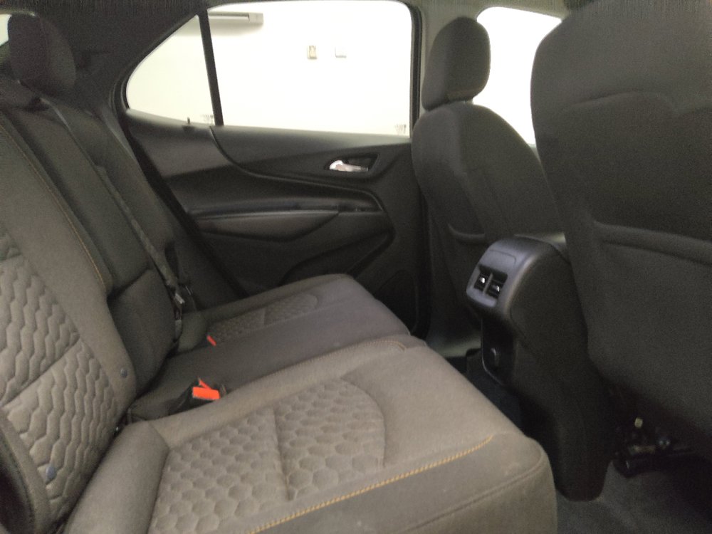 Used 2018 Chevrolet Equinox LT FWD image 19