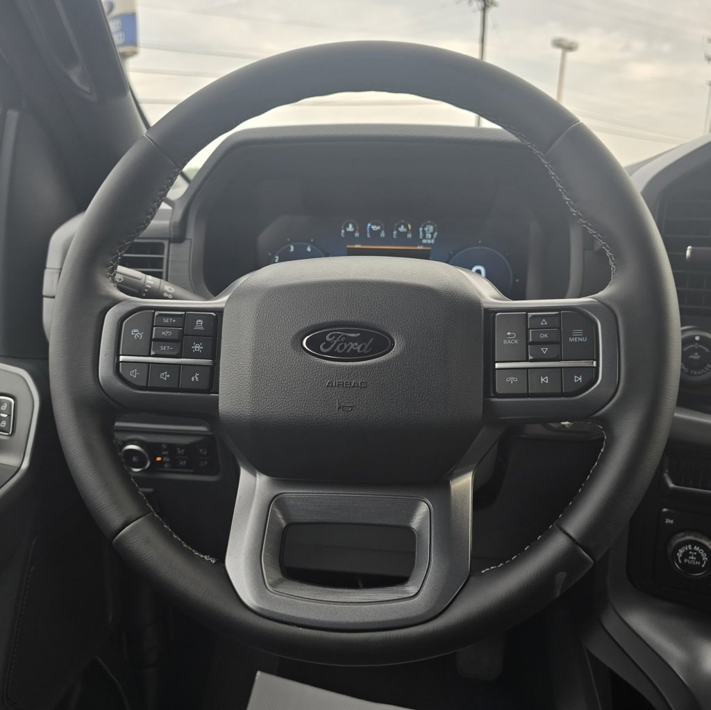 New 2025 Ford F150 XLT image 24