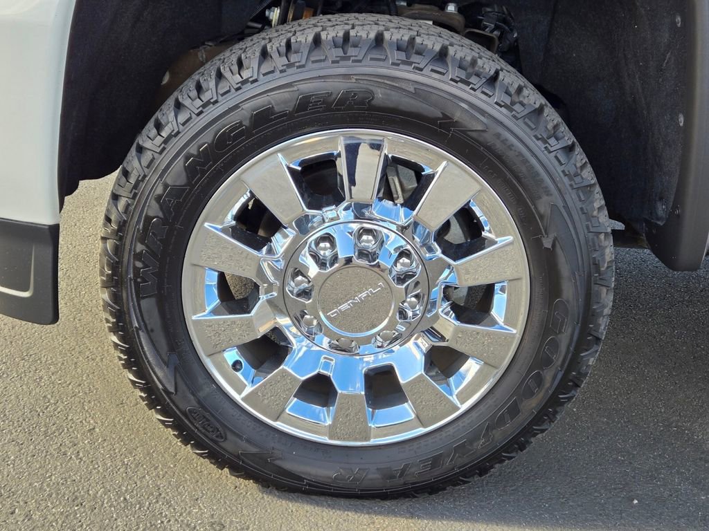 Used 2019 GMC Sierra 2500 Denali w/ Duramax Plus Package image 9