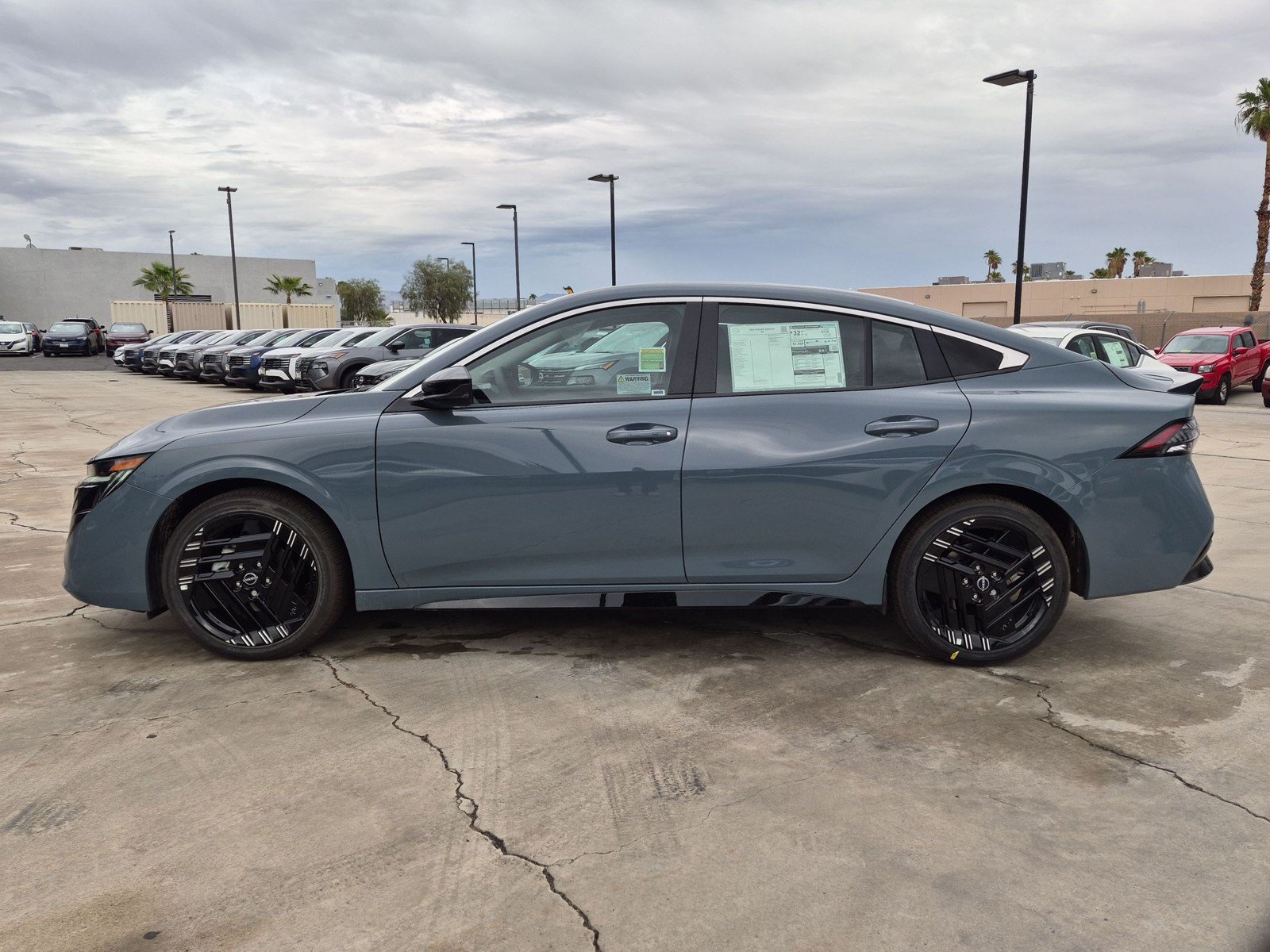 New 2027 Nissan Sentra SR w/ Floor Mat Package FWD image 3